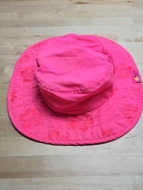 Sun Protection Zone Girls Neon Pink Floral UV Protection Bucket Hat